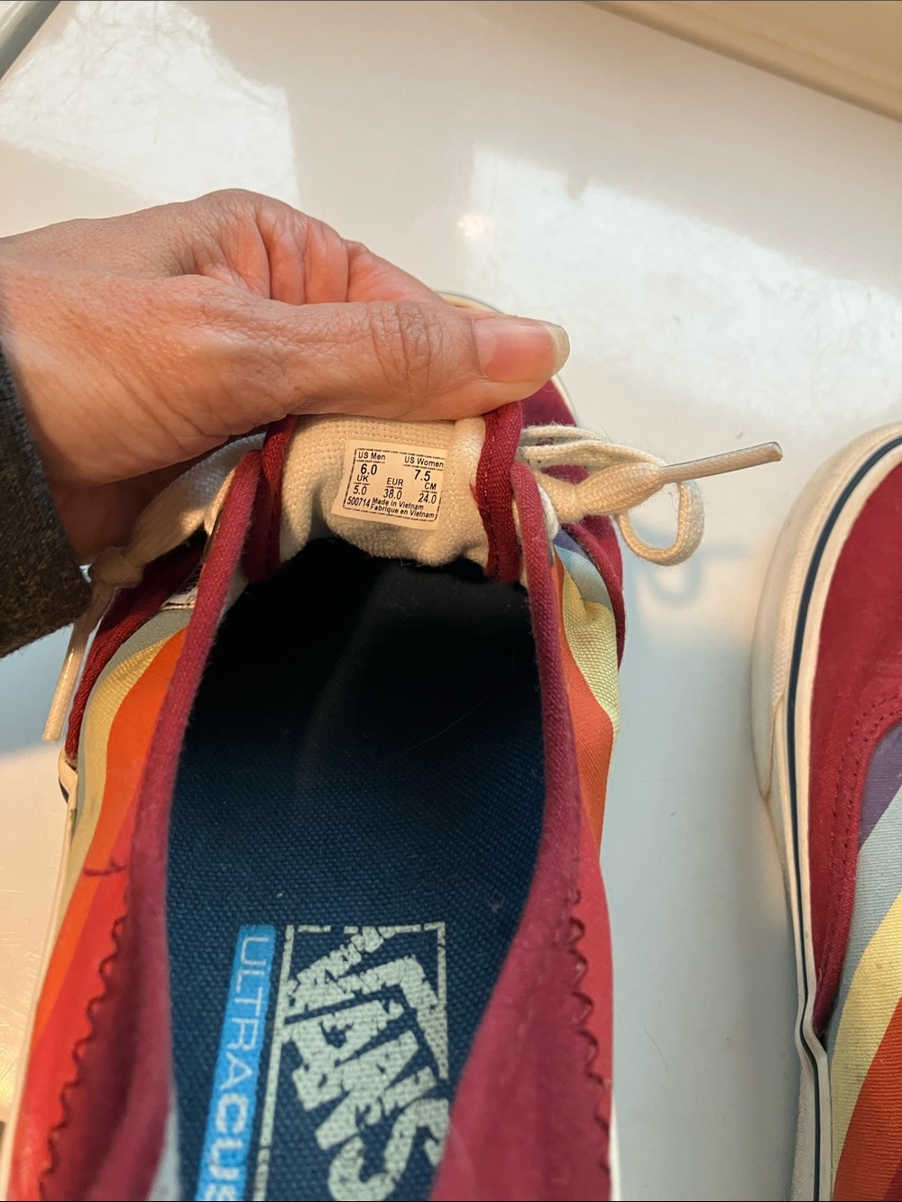 Vans red Canvas Sneakers Rad Rainbow authentic SF Stripe ultracush men’s 6 w 7.5 - Picture 8 of 9